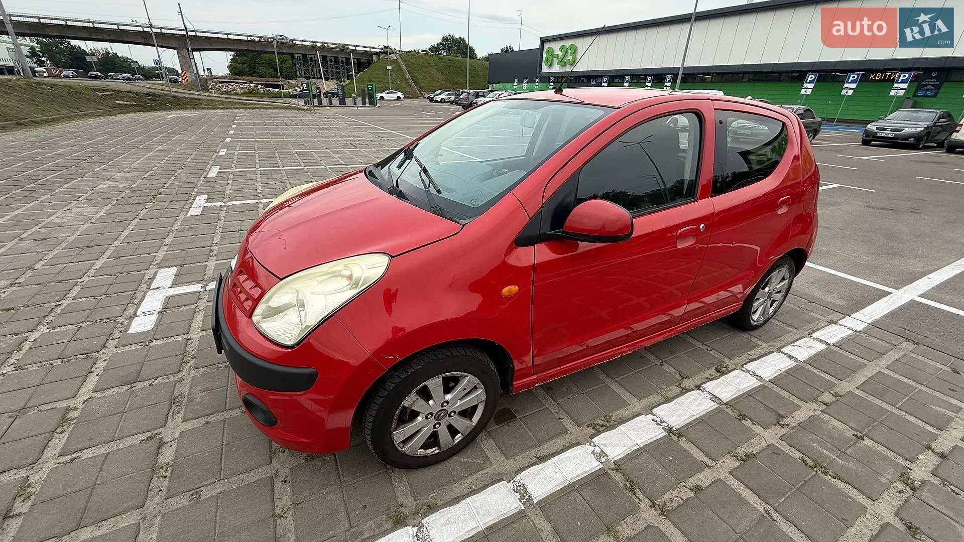 Nissan Pixo, 2011
