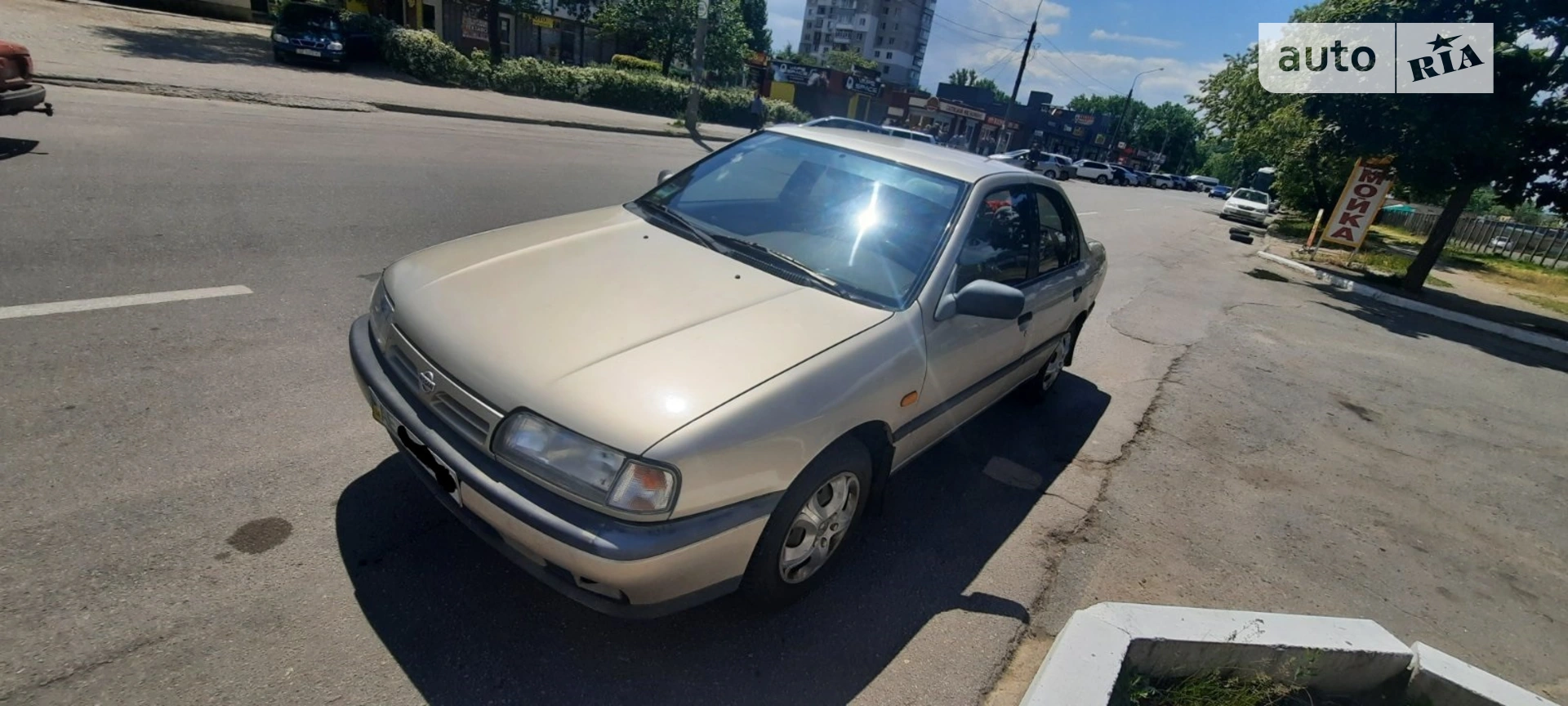 Nissan Primera, 1991