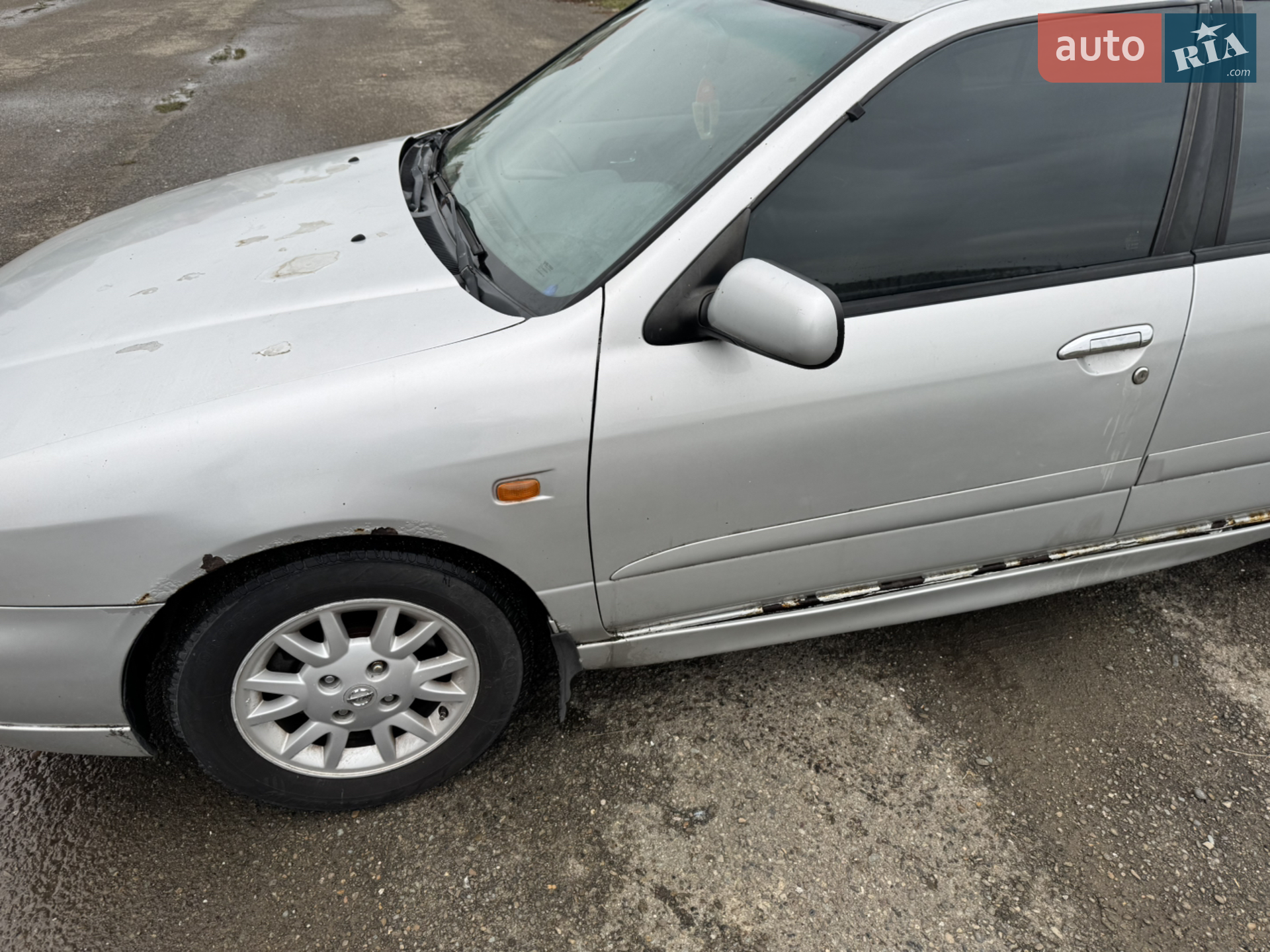 Nissan Primera, 2001