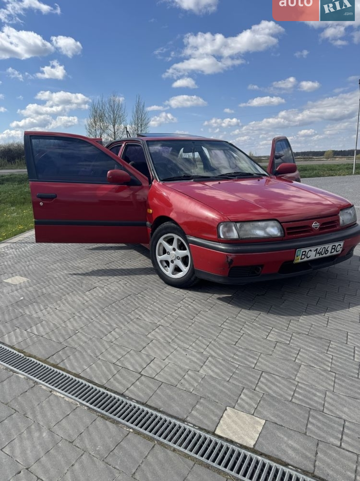 Nissan Primera, 1993