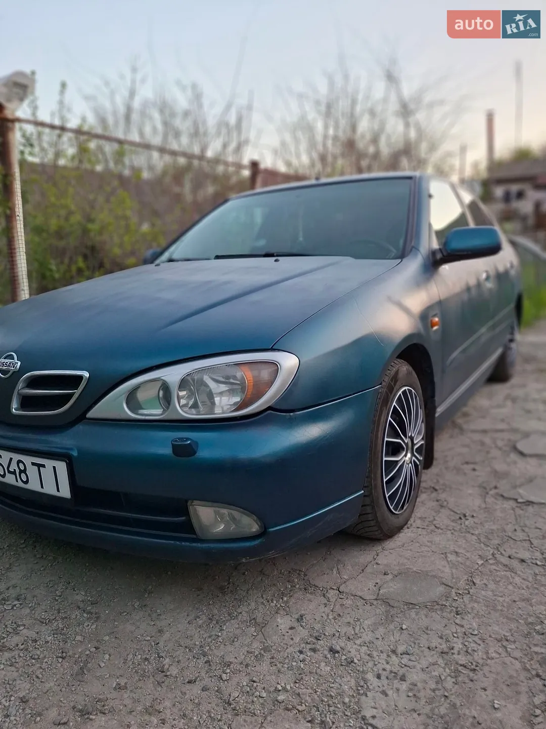 Nissan Primera, 2001