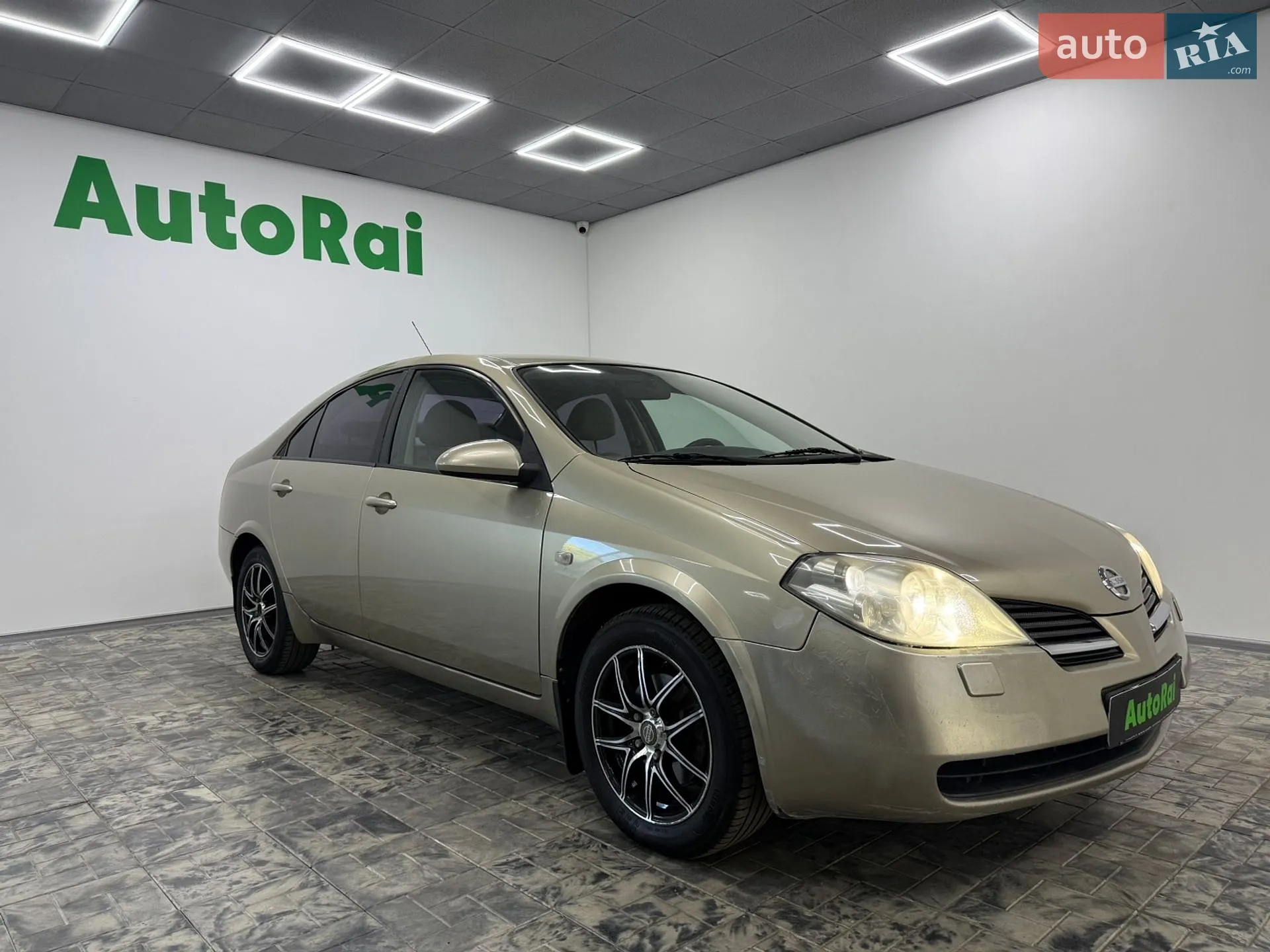 Nissan Primera, 2004