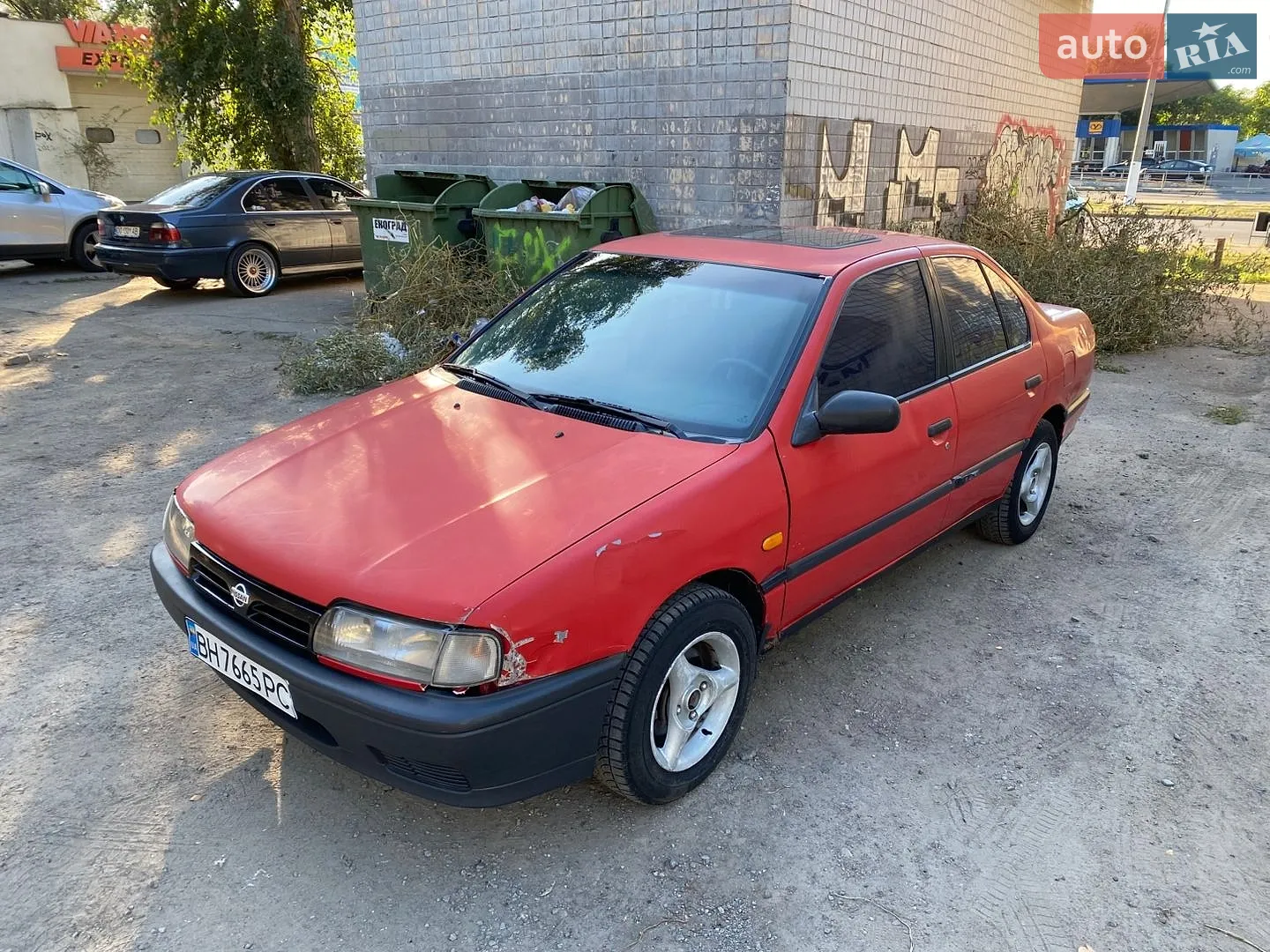 Nissan Primera, 1990