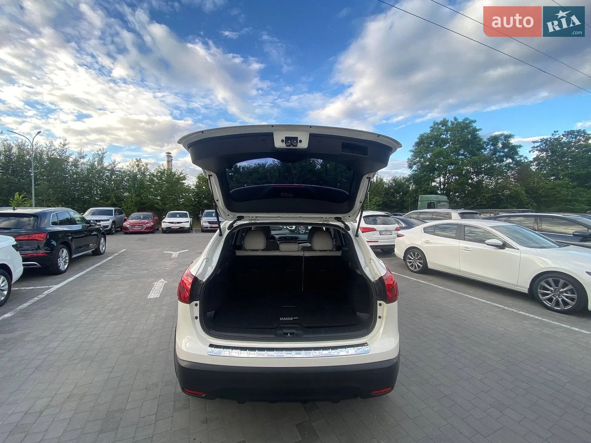 Nissan Rogue Sport, 2017