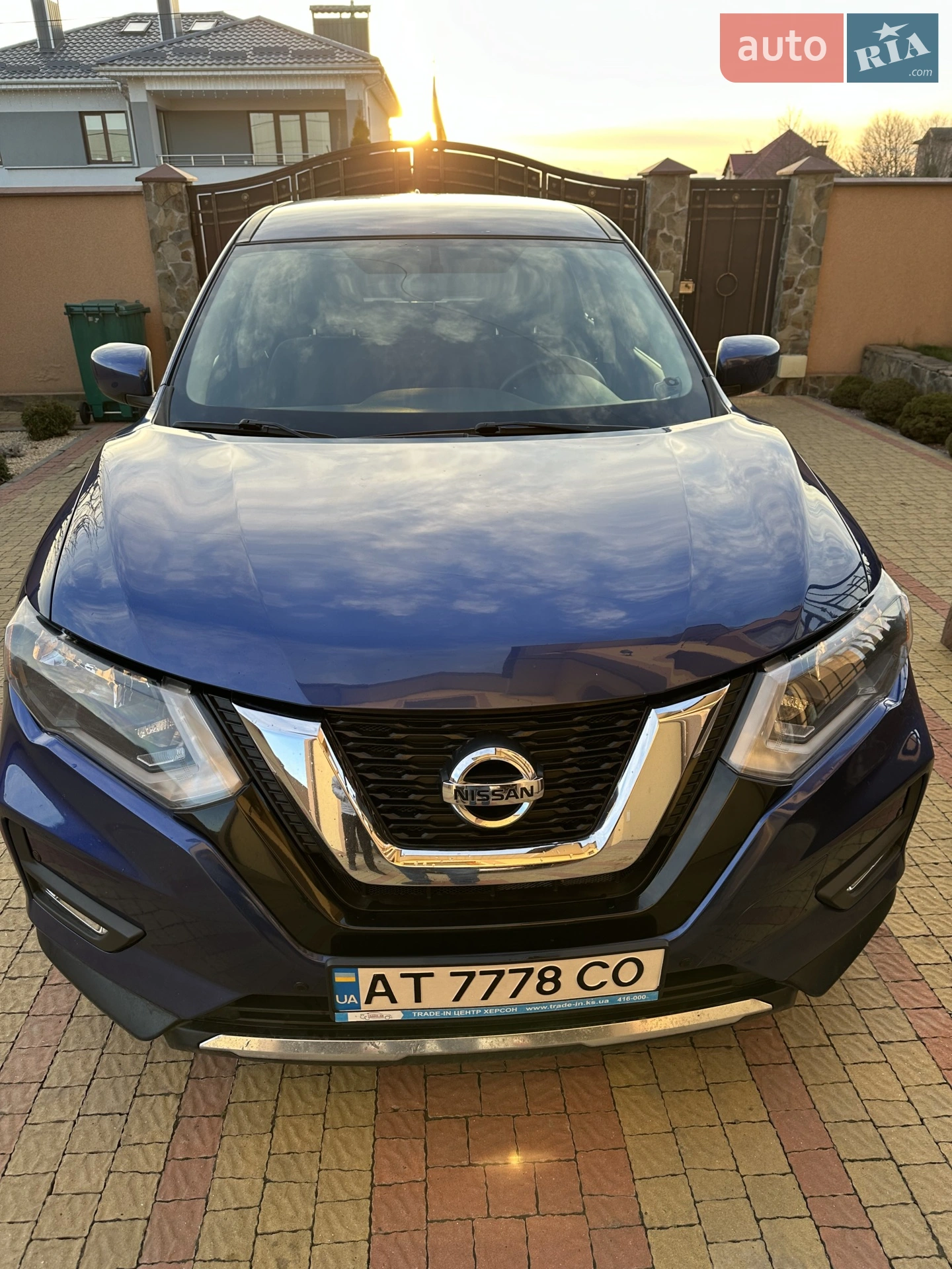 Nissan Rogue, 2016
