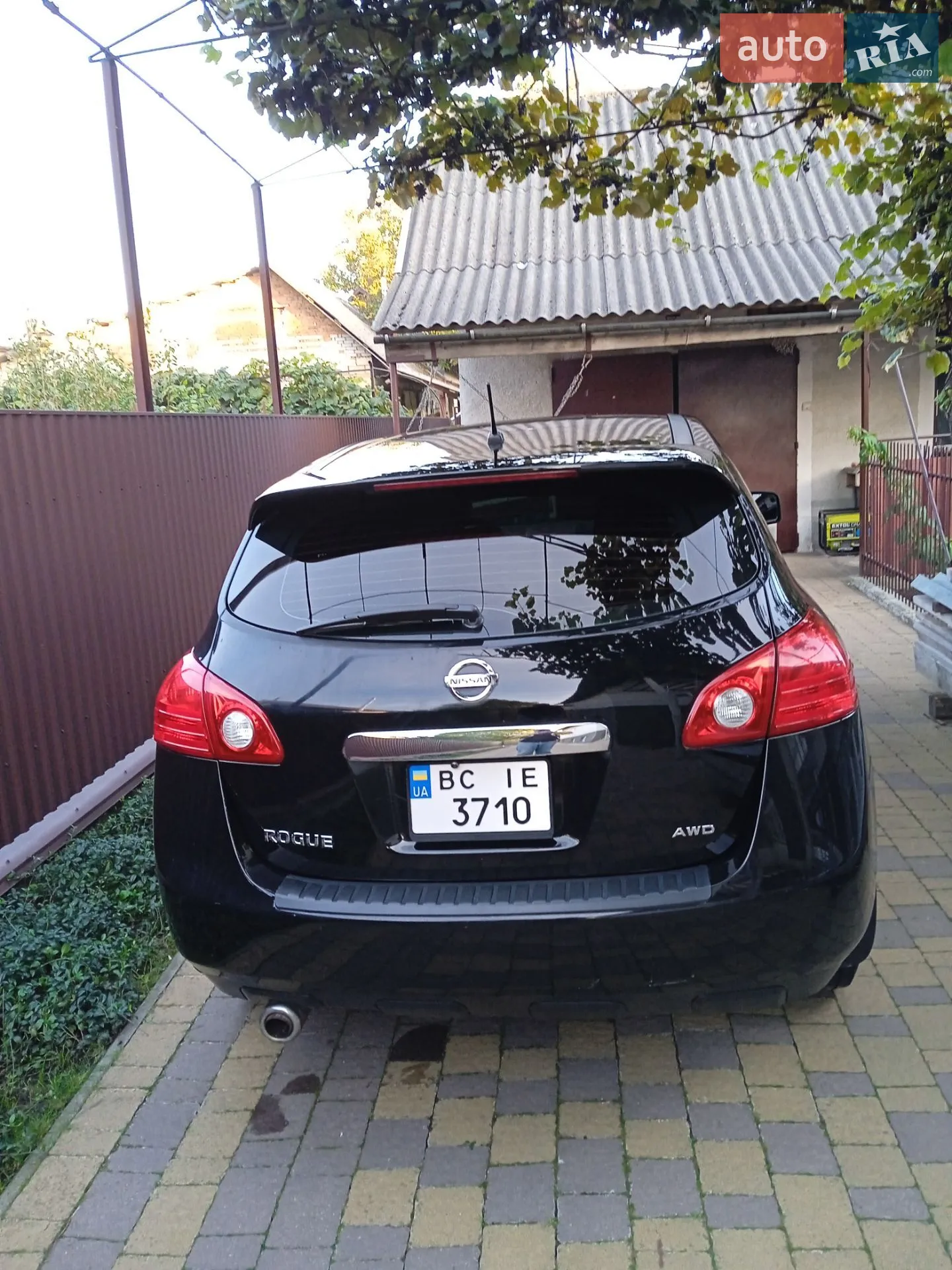 Nissan Rogue, 2012