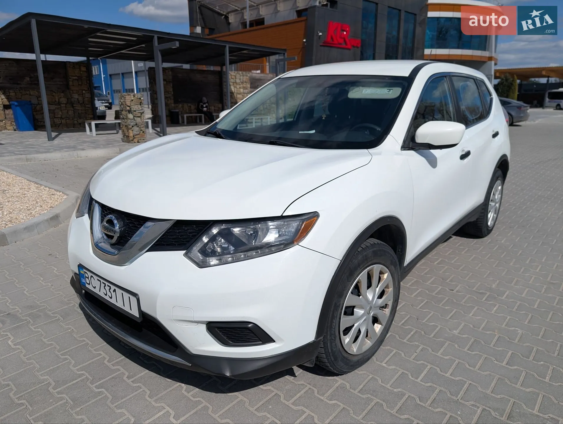Nissan Rogue, 2016