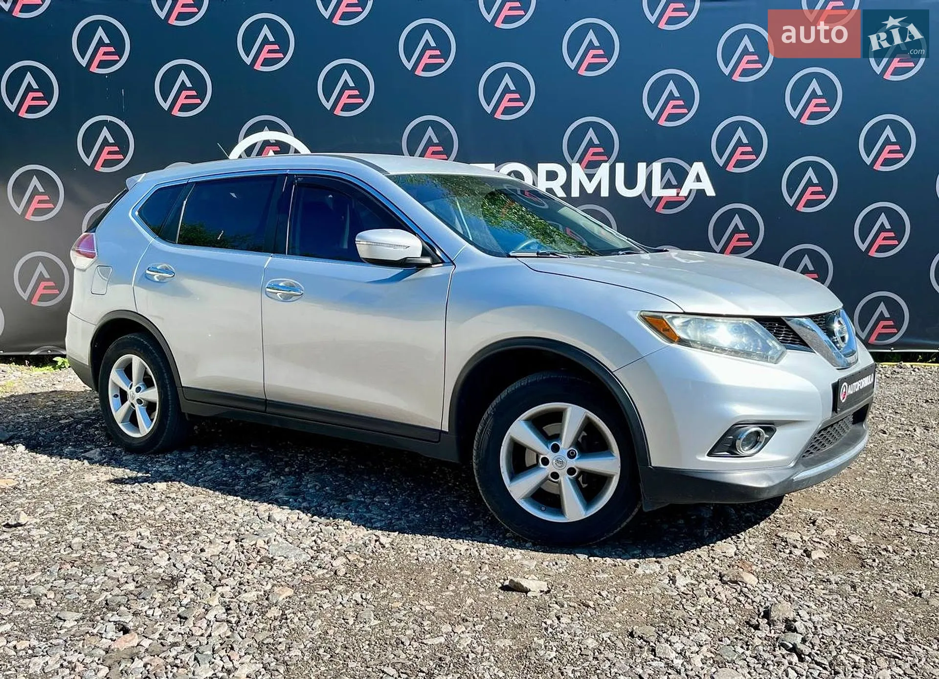 Nissan Rogue, 2014