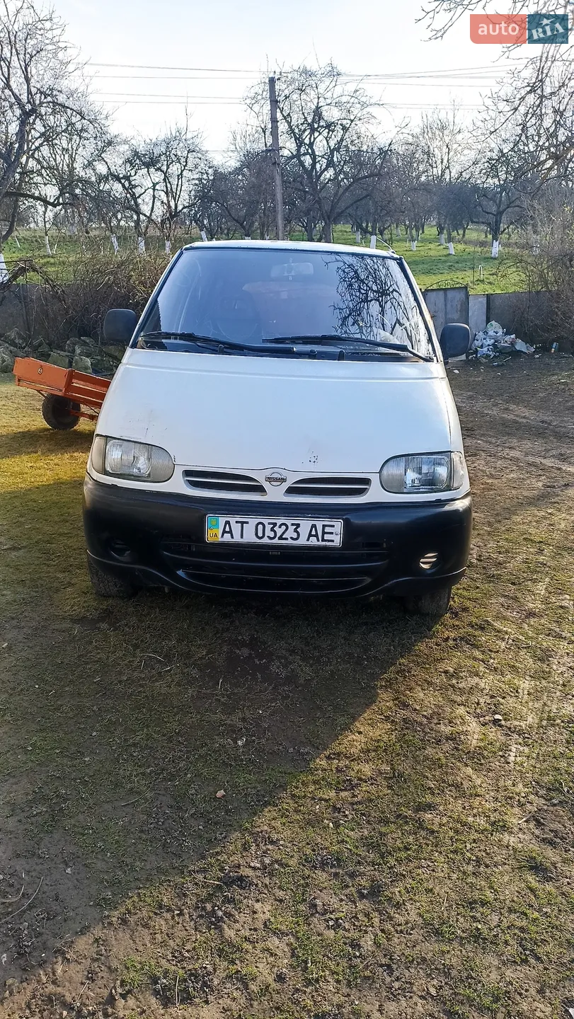 Nissan Serena, 2000