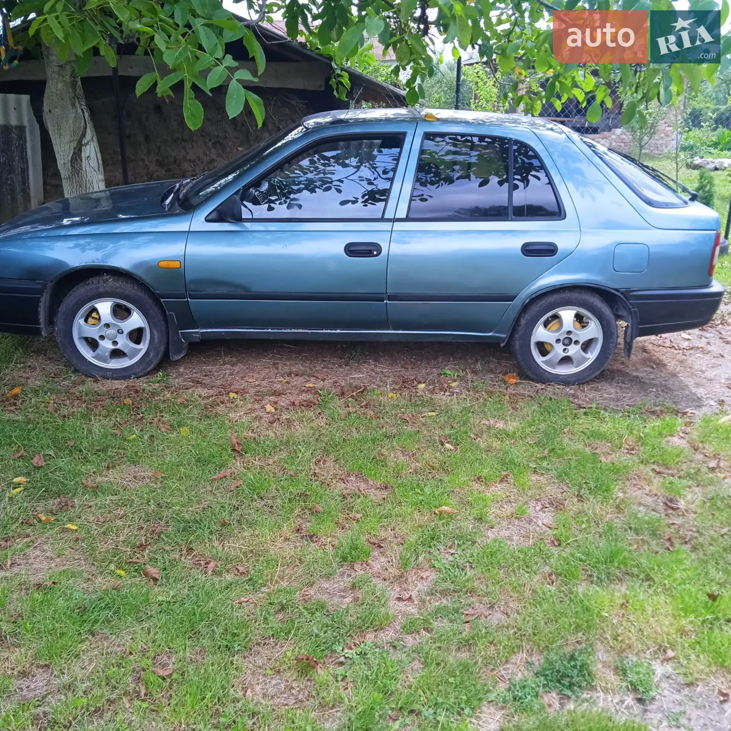 Nissan Sunny, 1993