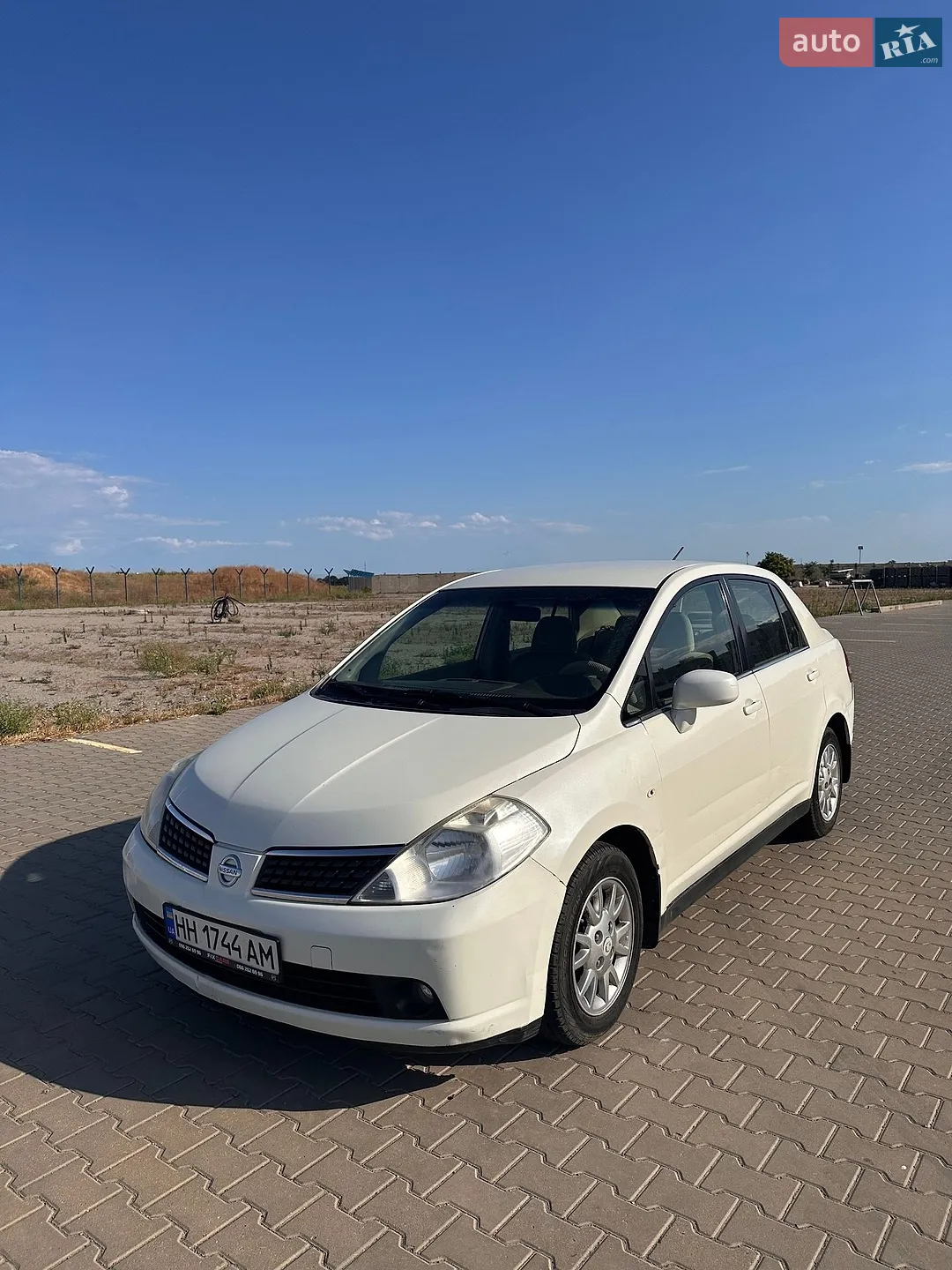 Nissan TIIDA, 2008