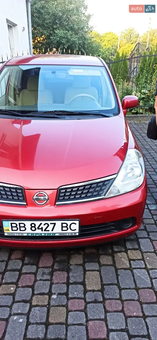 Nissan TIIDA, 2008