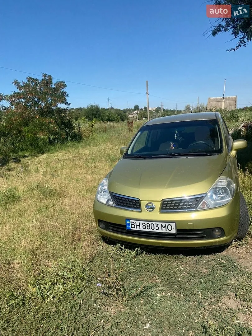 Nissan TIIDA, 2008