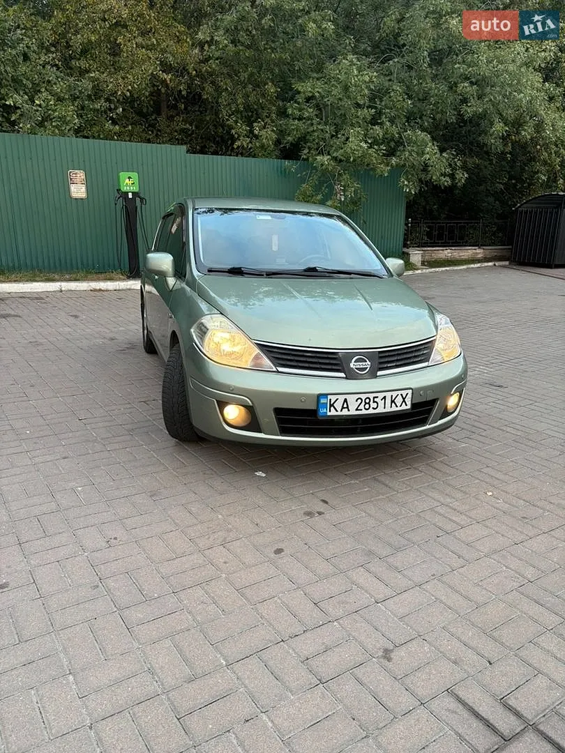 Nissan TIIDA, 2008