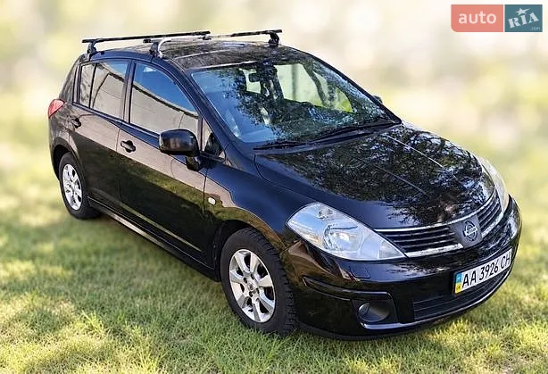 Nissan TIIDA, 2010