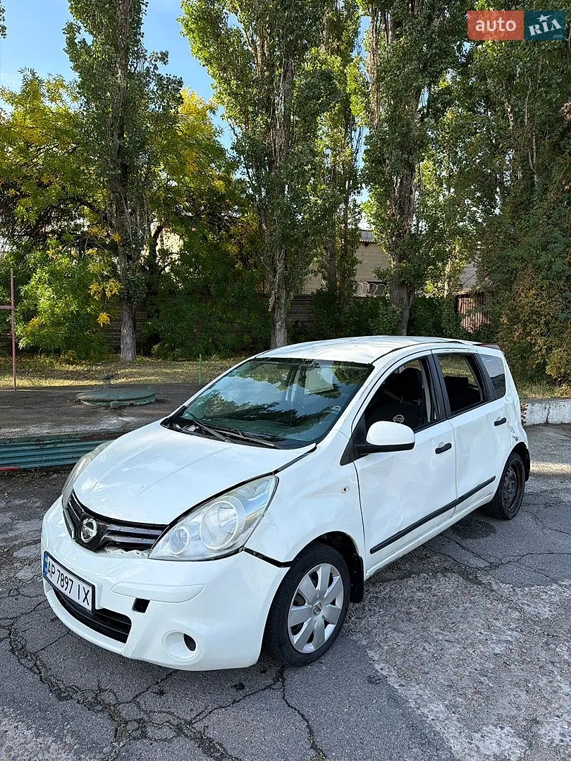 Nissan TIIDA, 2013
