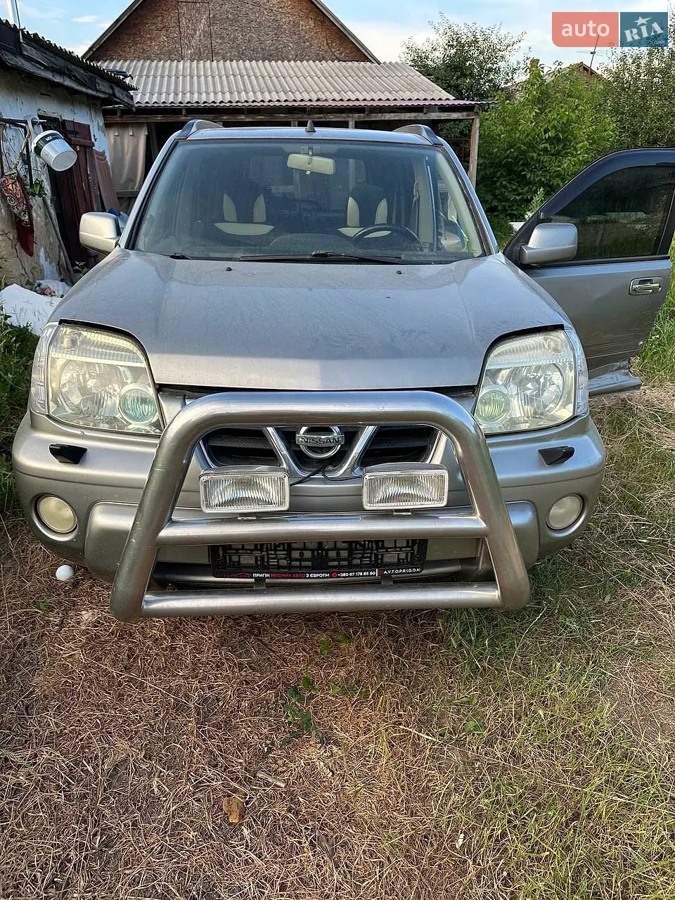 Nissan X-Trail, 2004