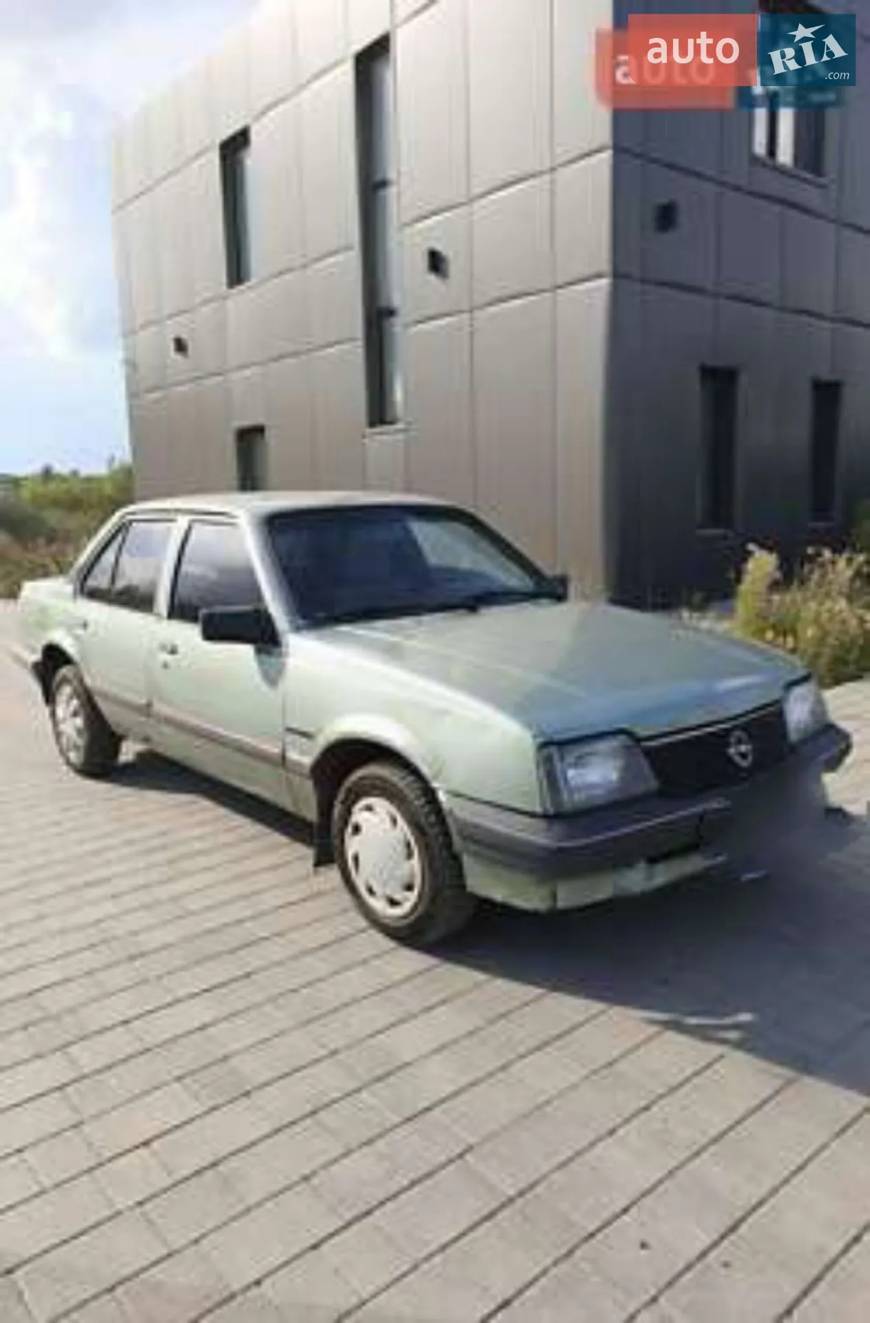 Opel Ascona, 1987