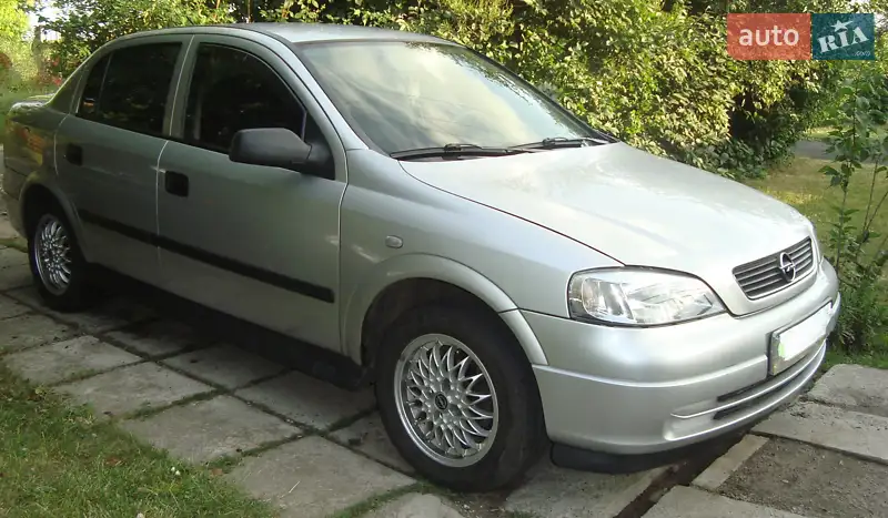 Opel Astra, 2005