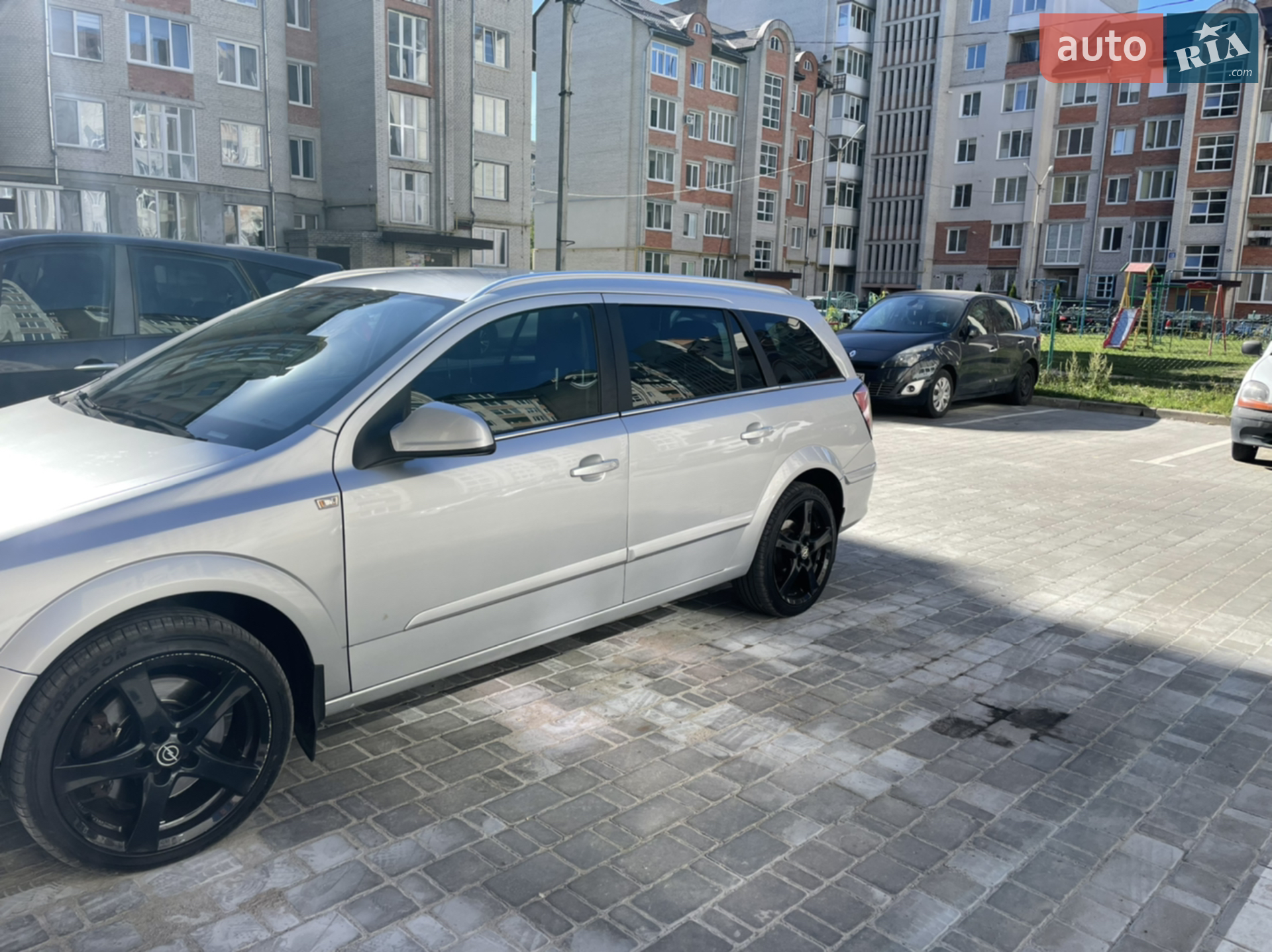 Opel Astra, 2010