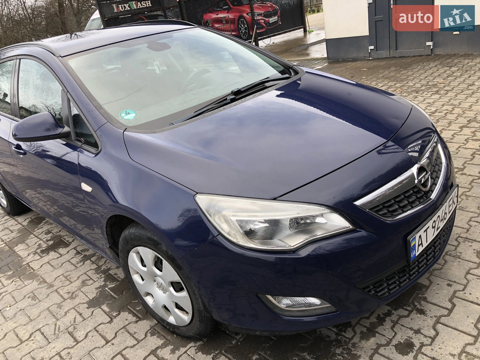 Opel Astra, 2011