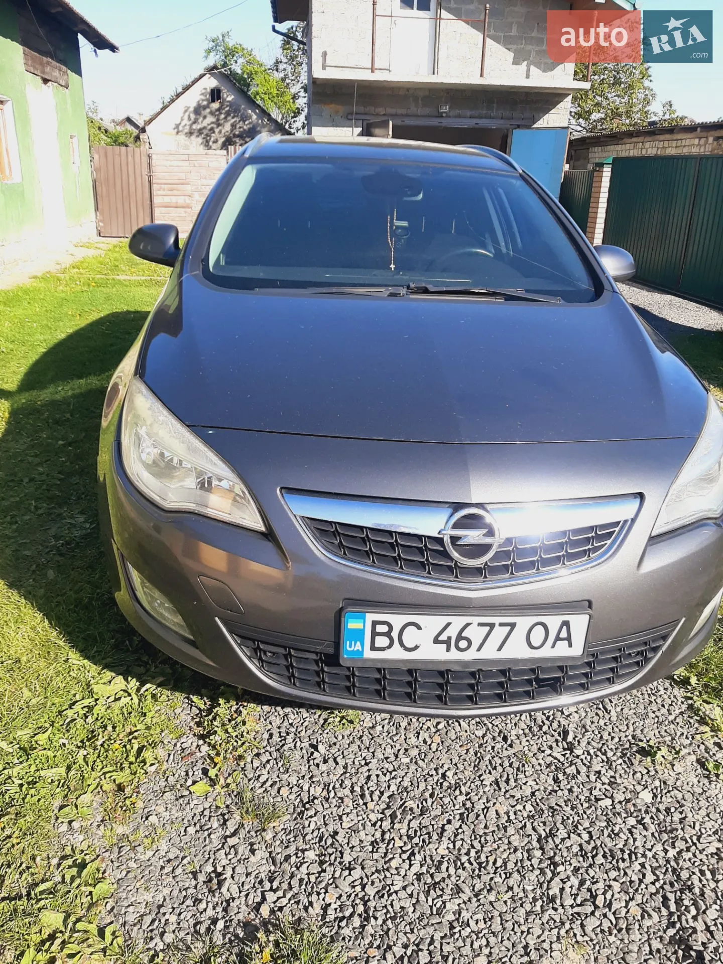 Opel Astra, 2012