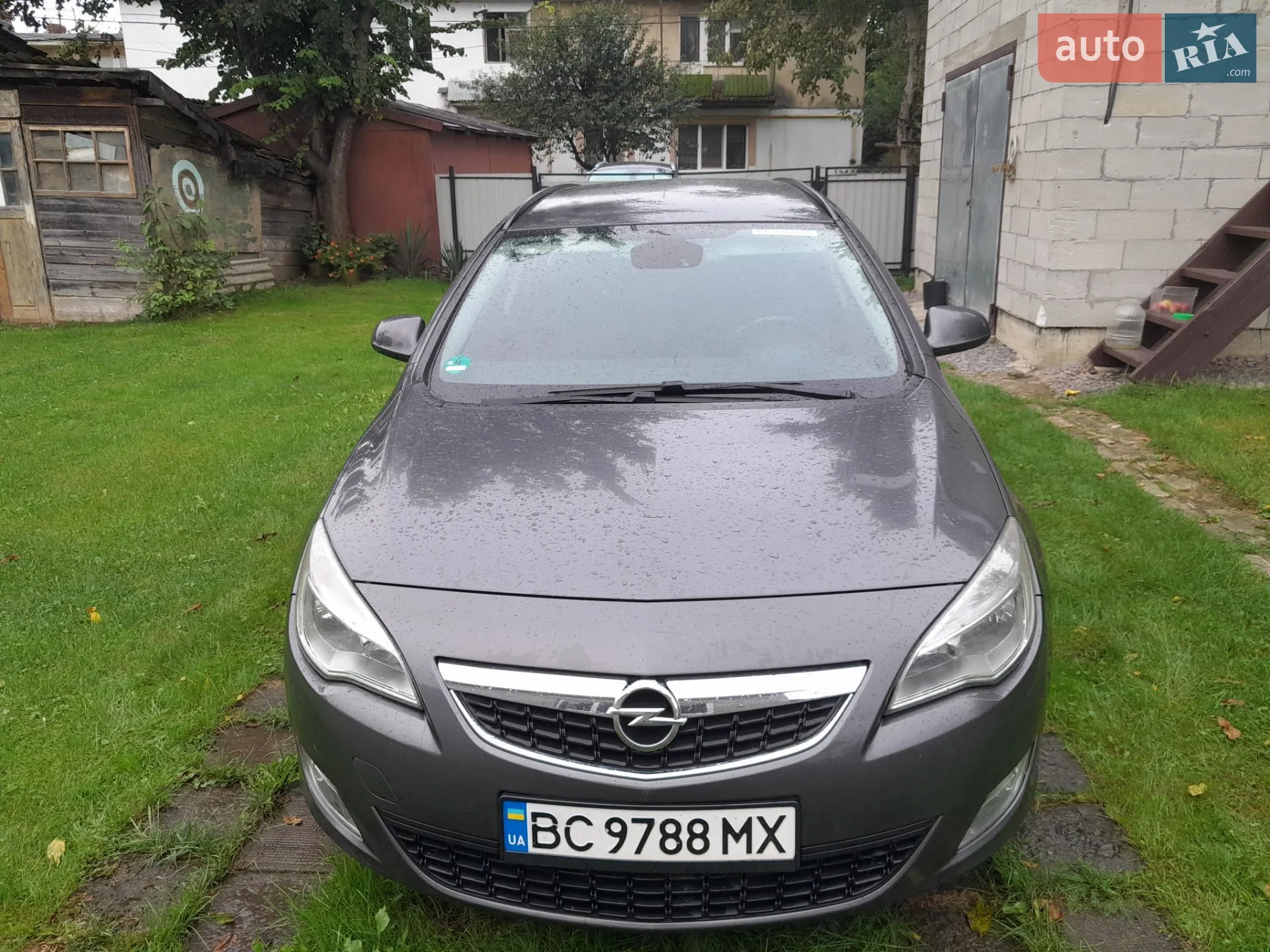 Opel Astra, 2010