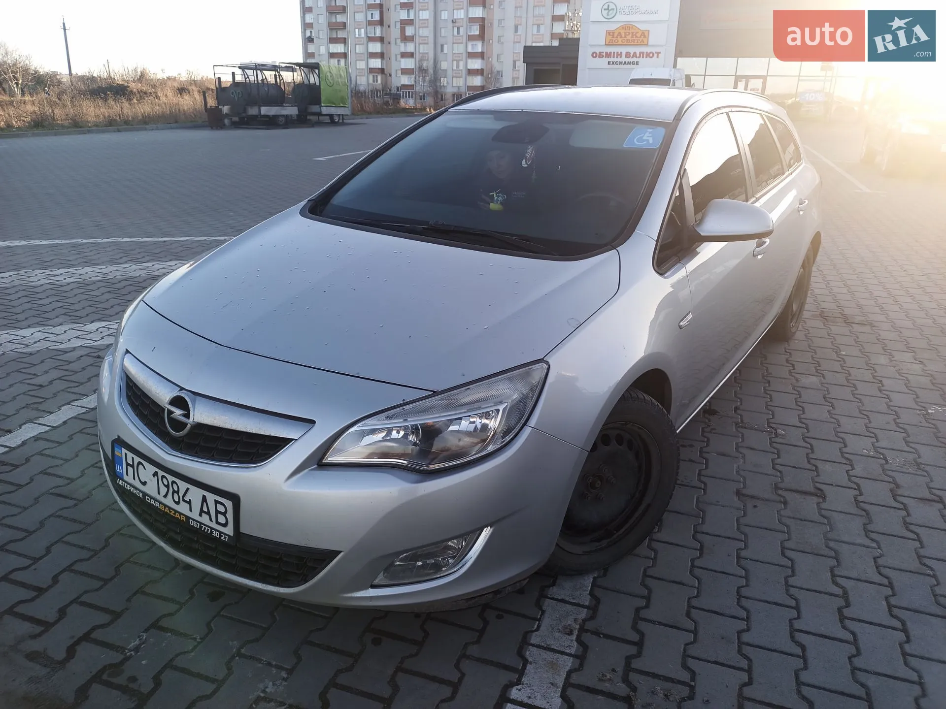 Opel Astra, 2011