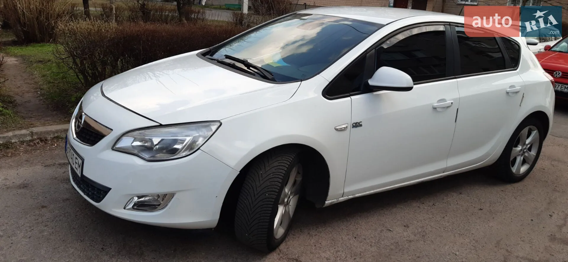 Opel Astra, 2011