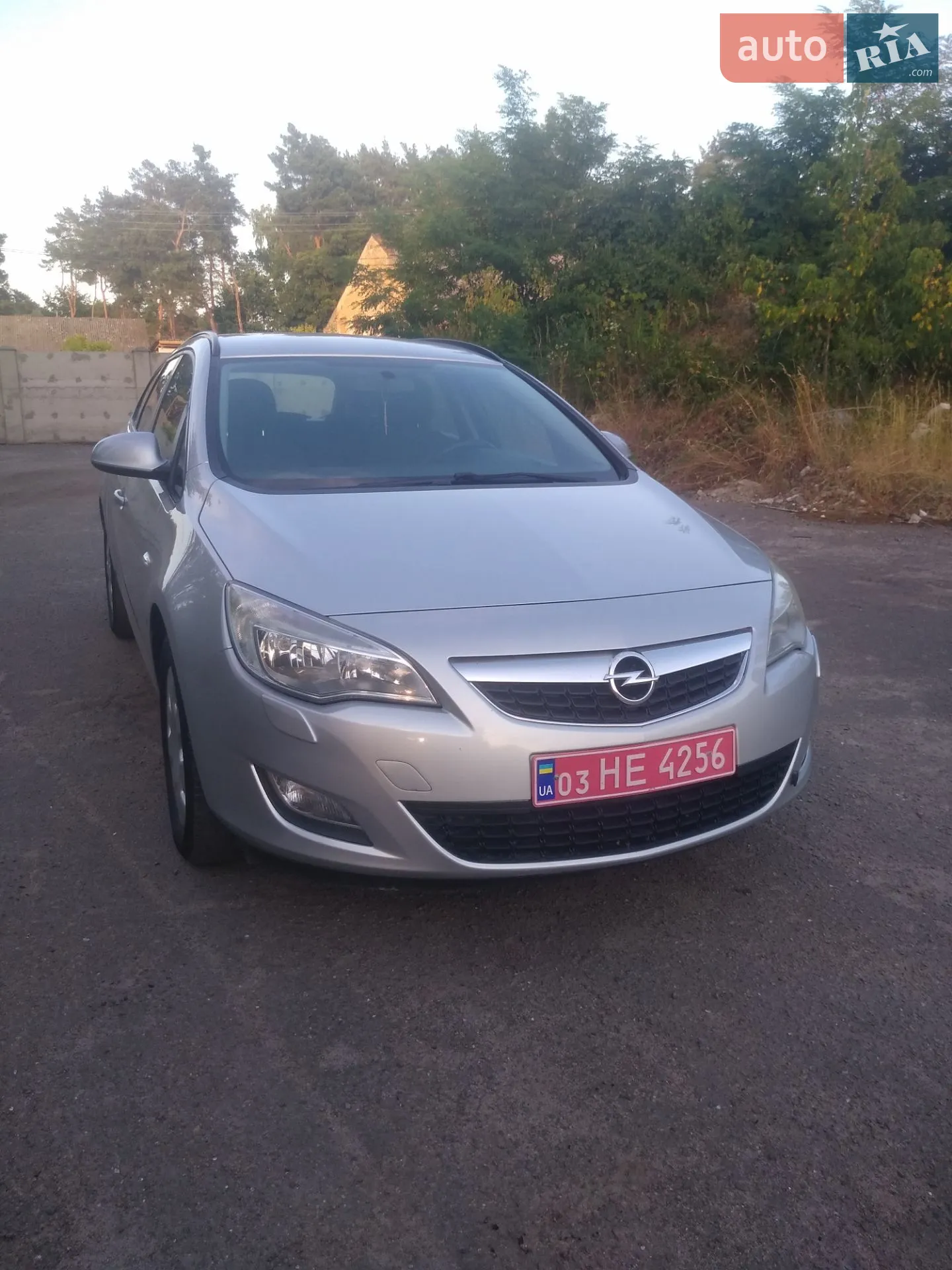 Opel Astra, 2011