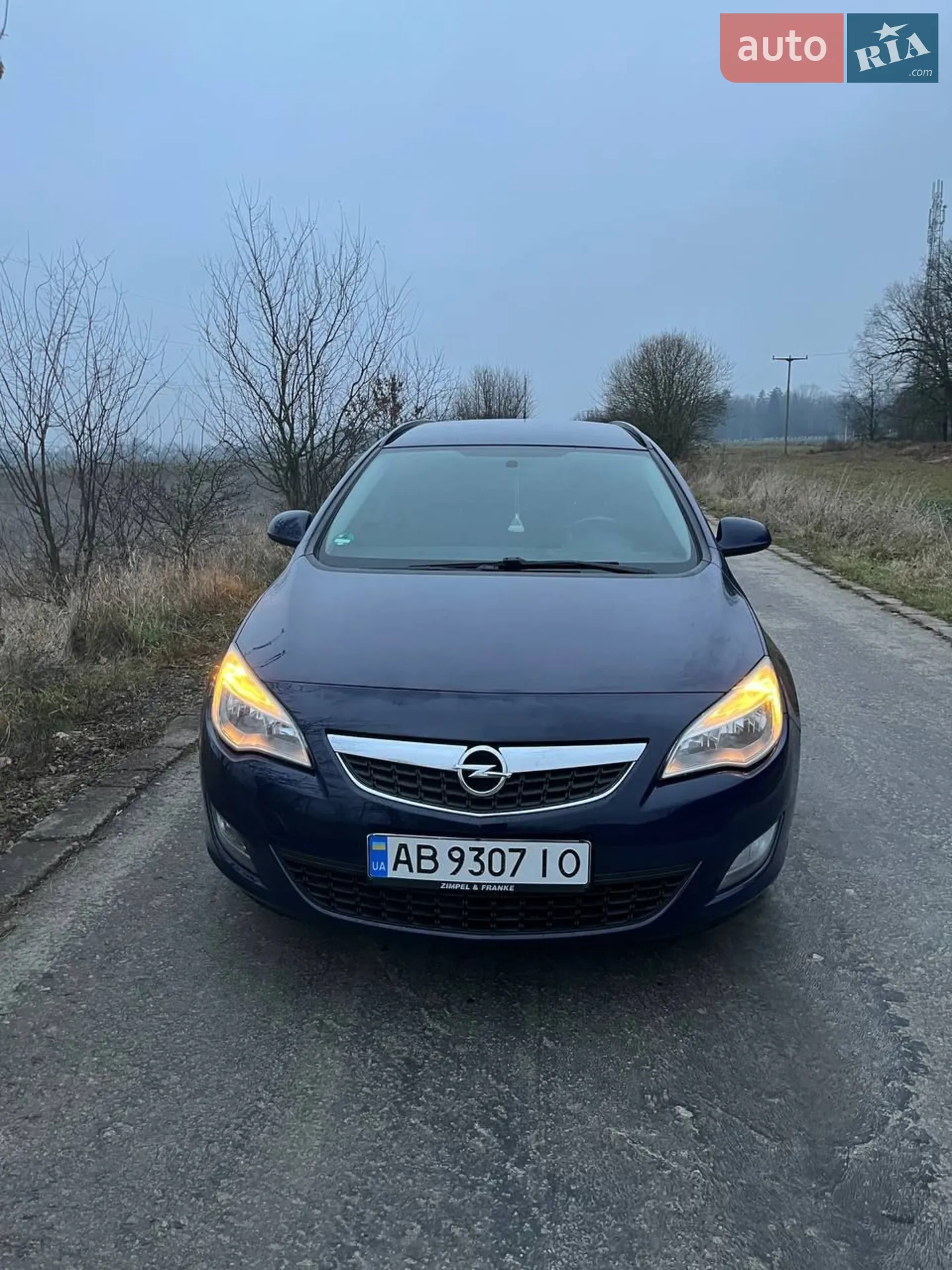 Opel Astra, 2012