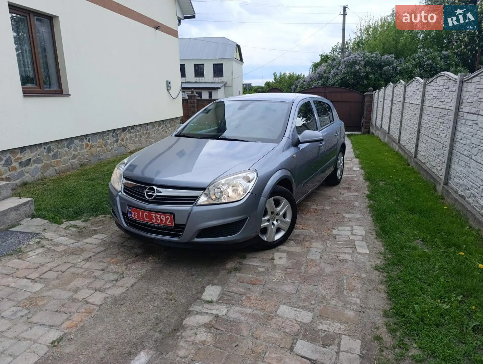 Opel Astra, 2009