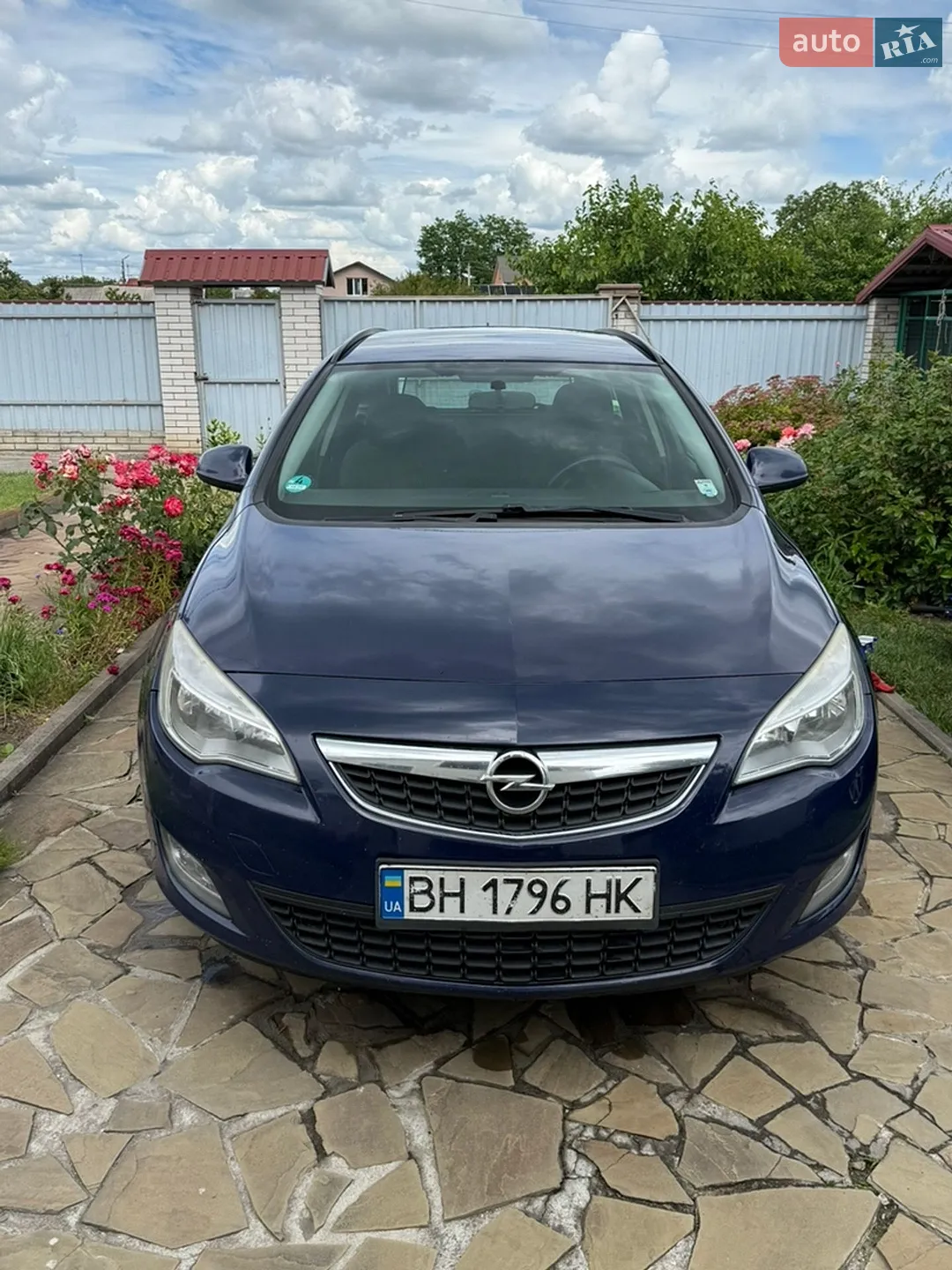 Opel Astra, 2012
