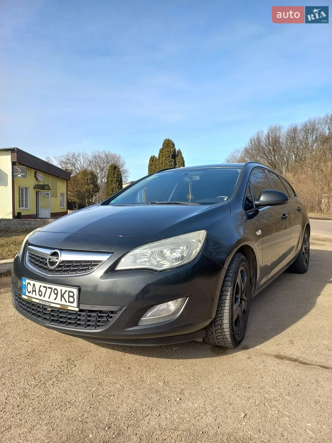 Opel Astra, 2011