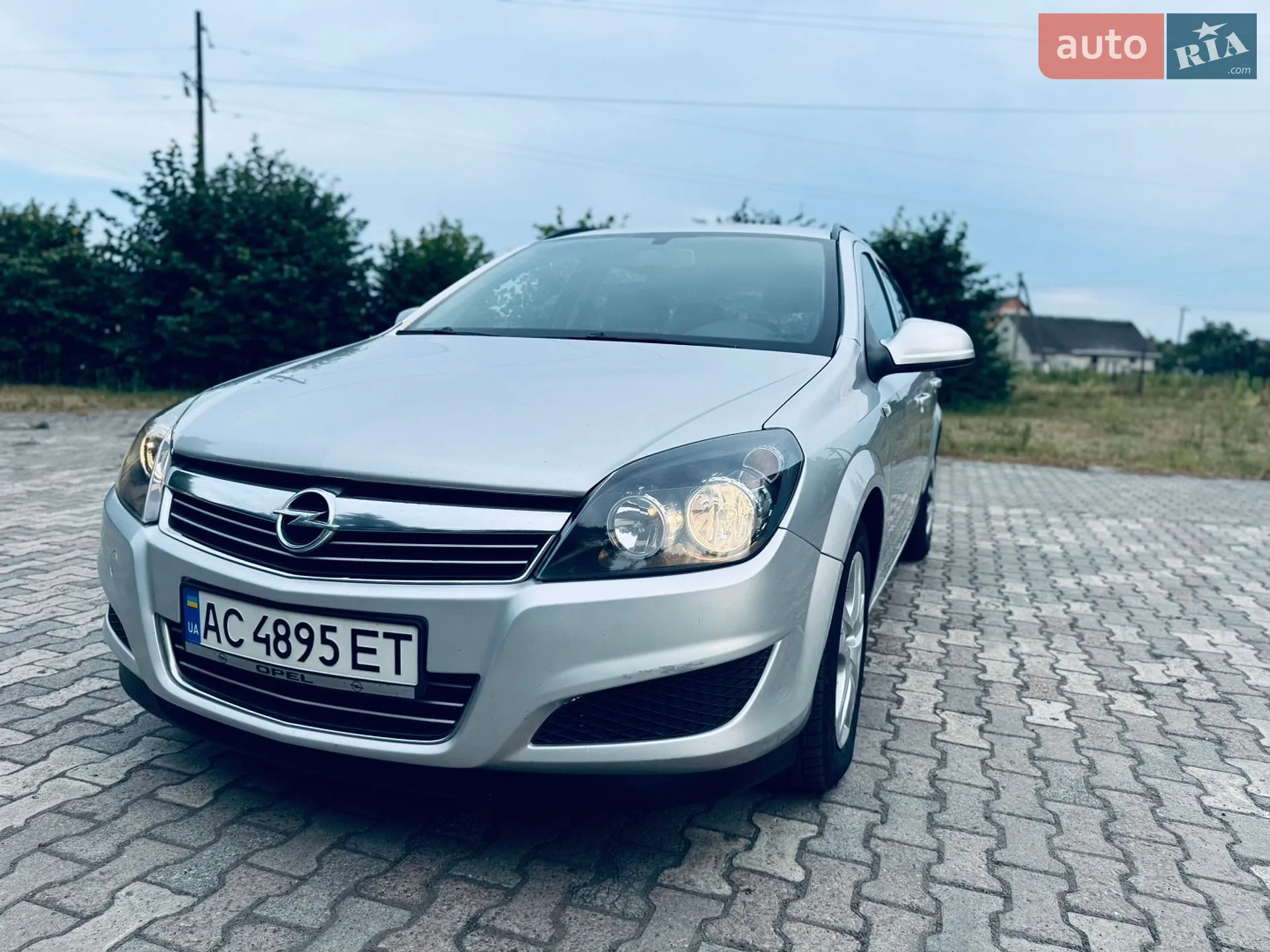 Opel Astra, 2012