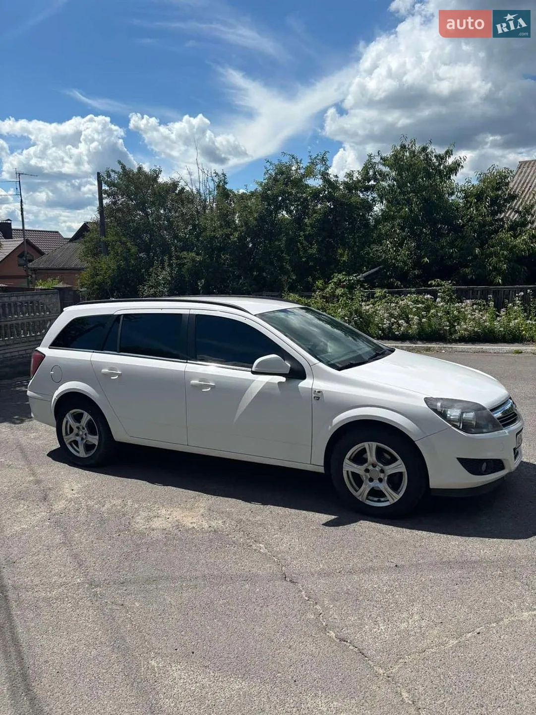 Opel Astra, 2010