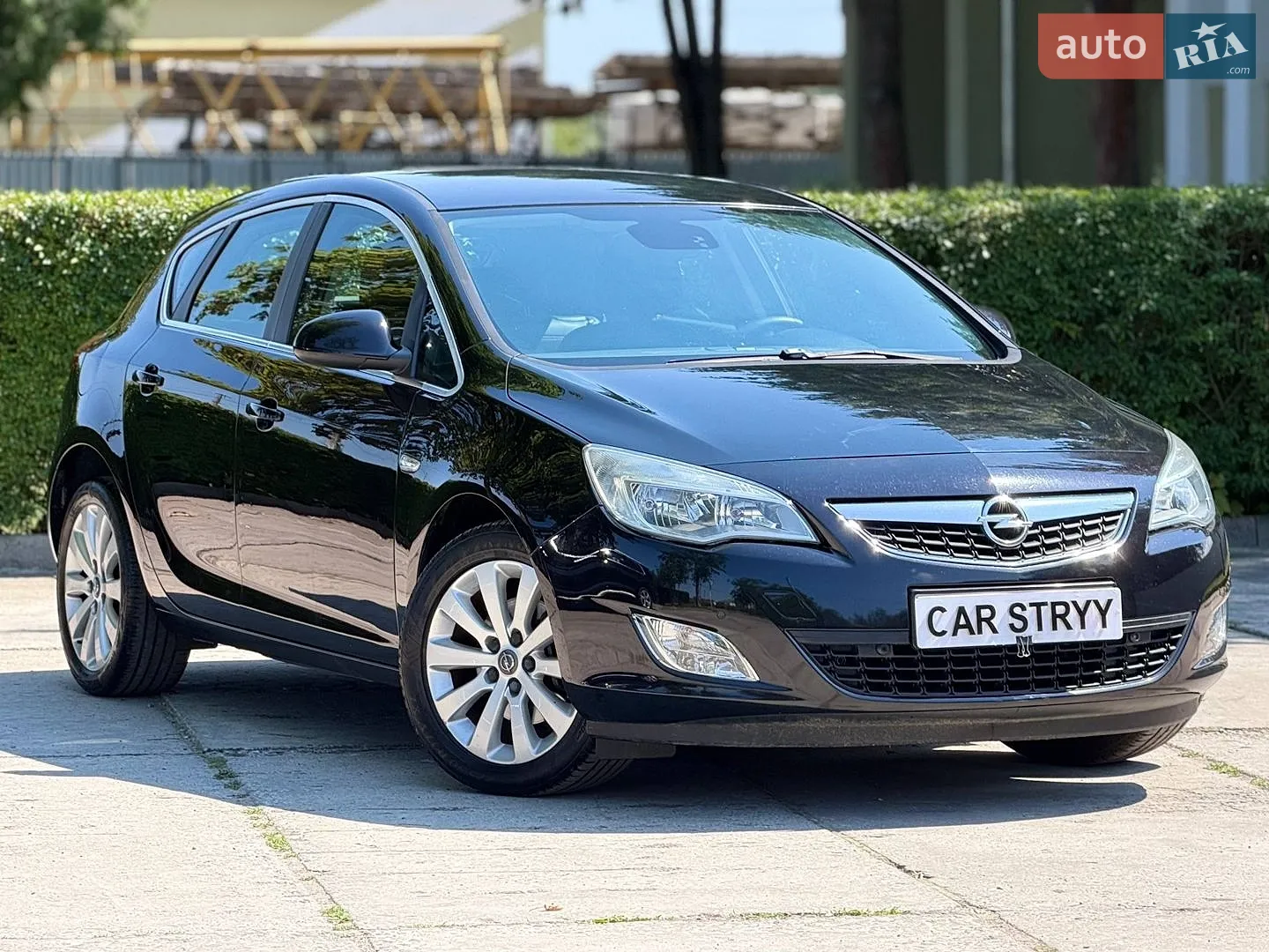Opel Astra, 2010