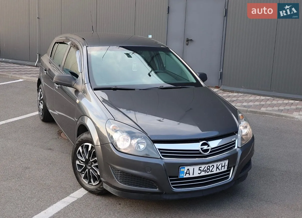 Opel Astra, 2009