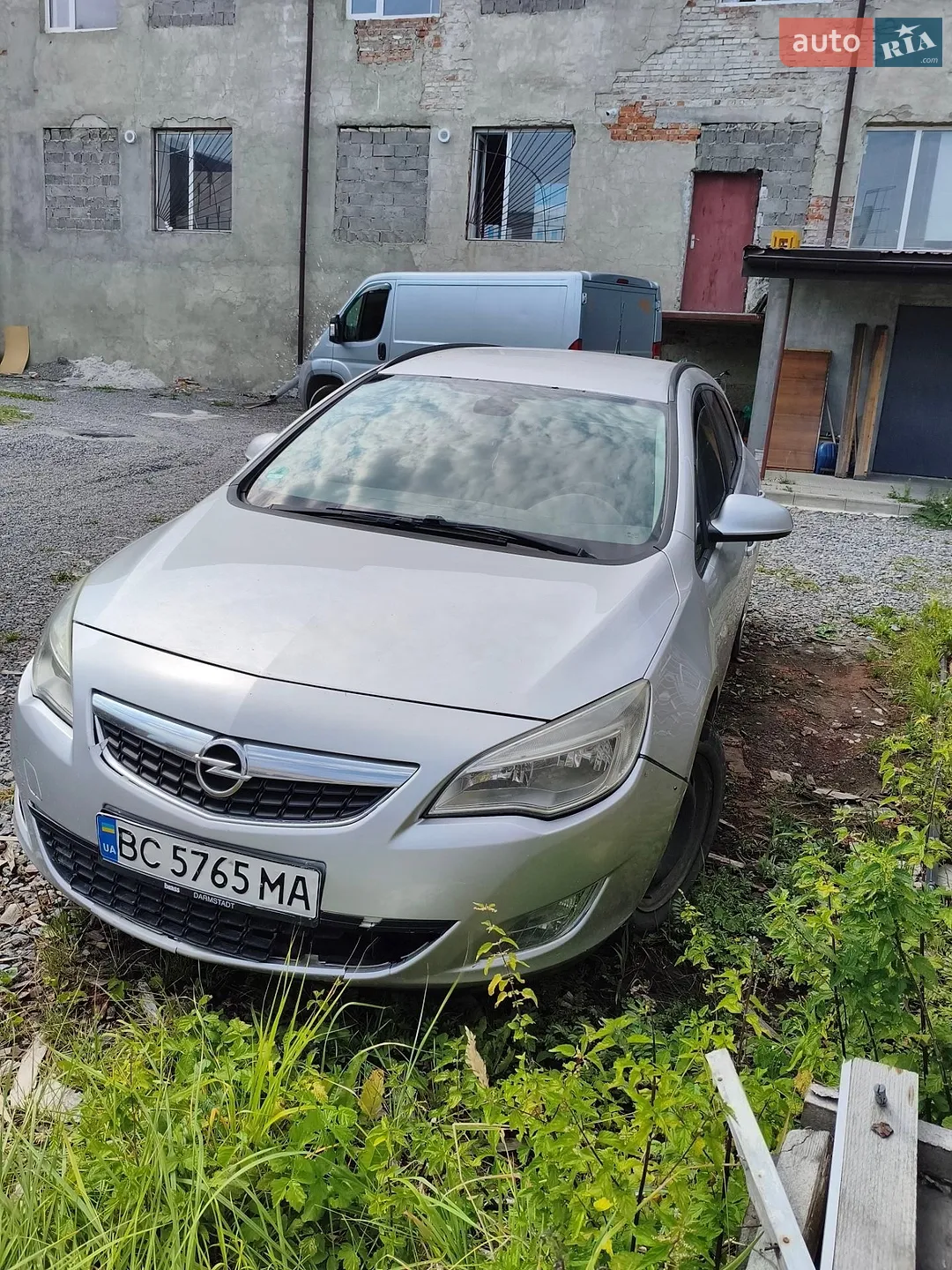 Opel Astra, 2011