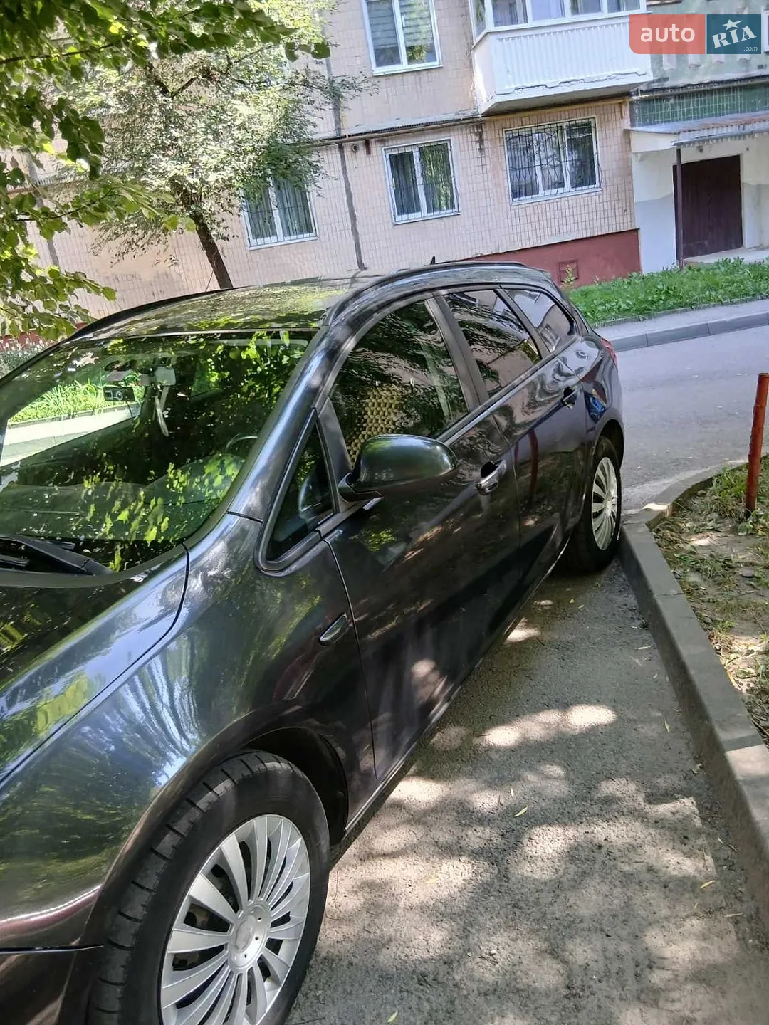 Opel Astra, 2012