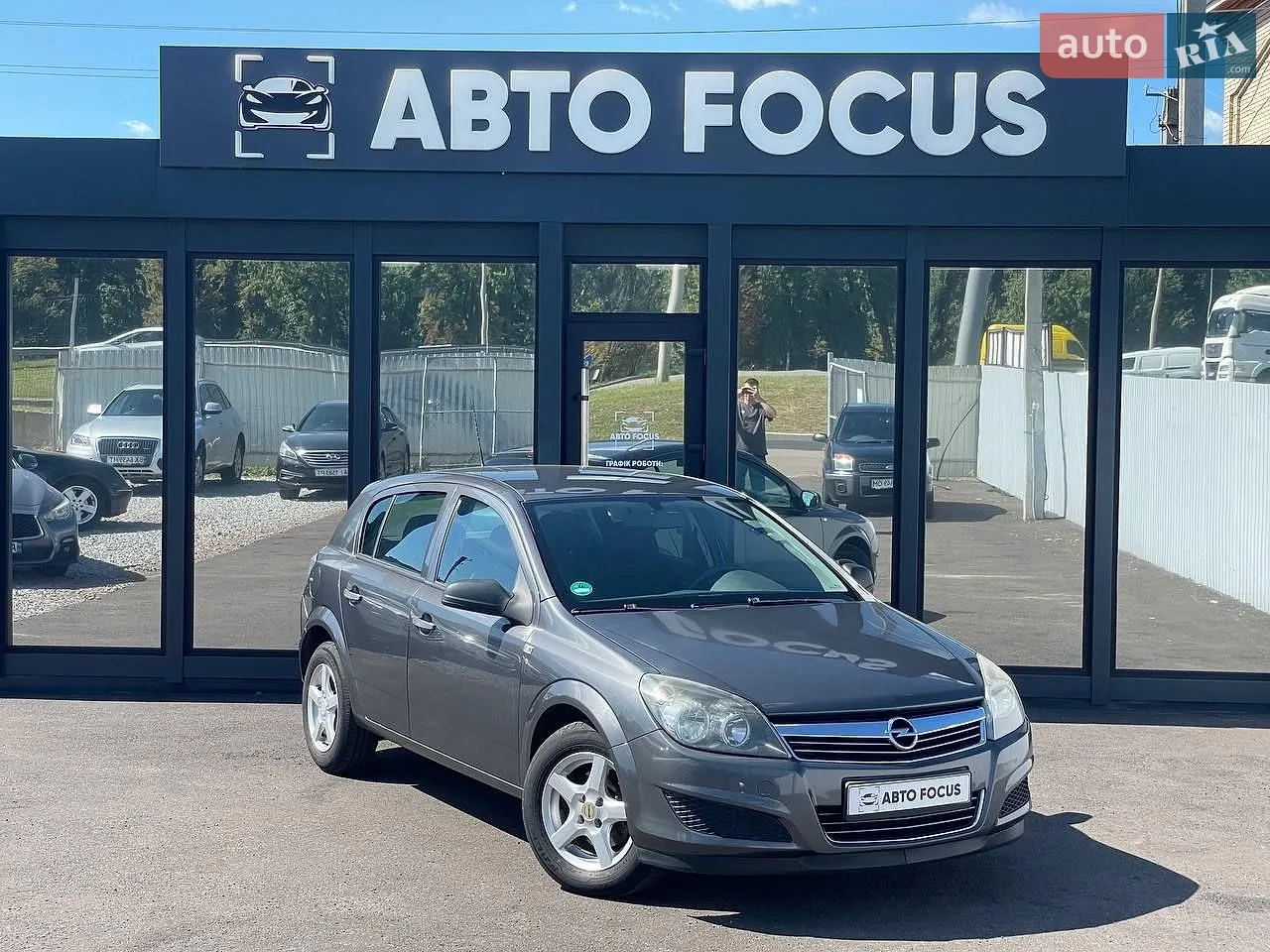 Opel Astra, 2009