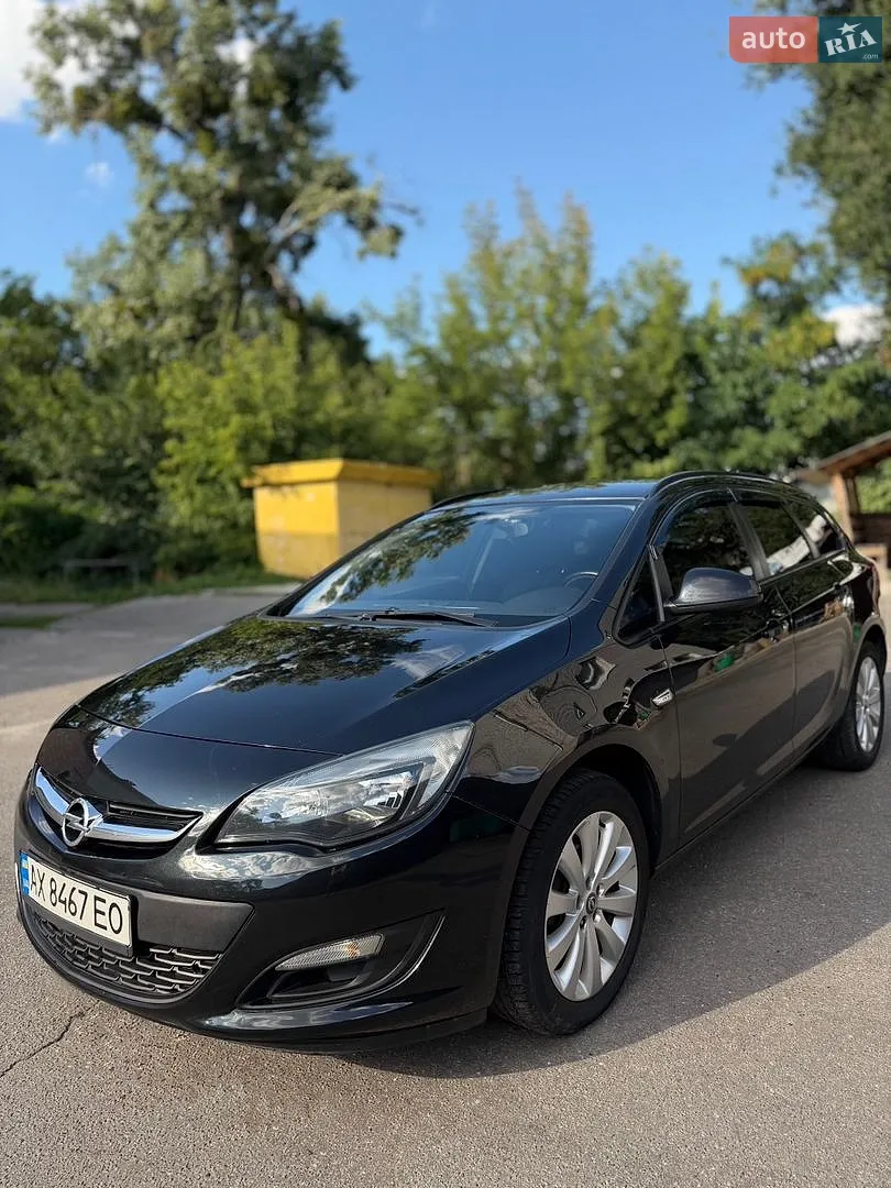 Opel Astra, 2013