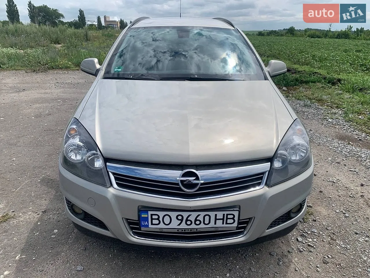 Opel Astra, 2010