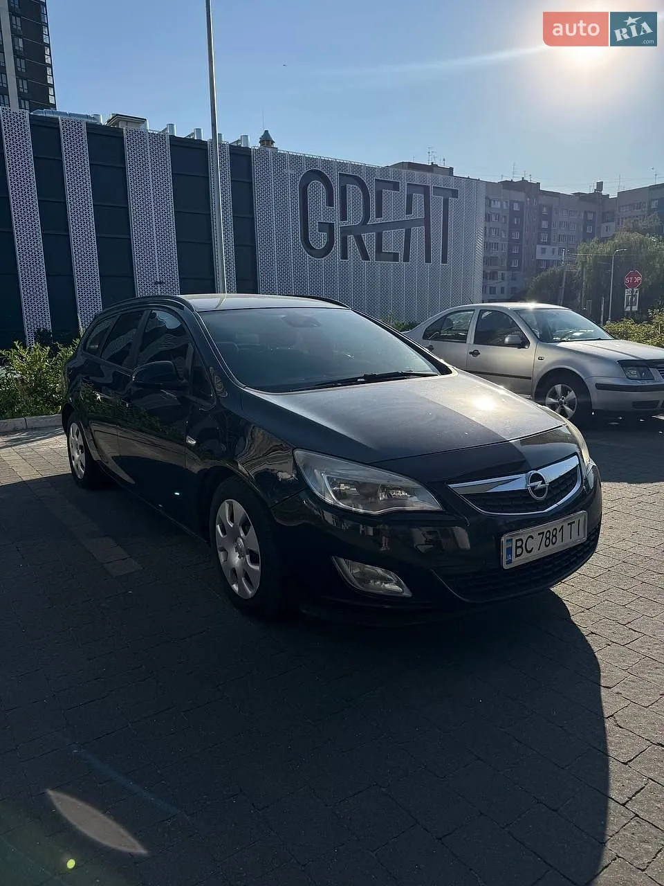 Opel Astra, 2011