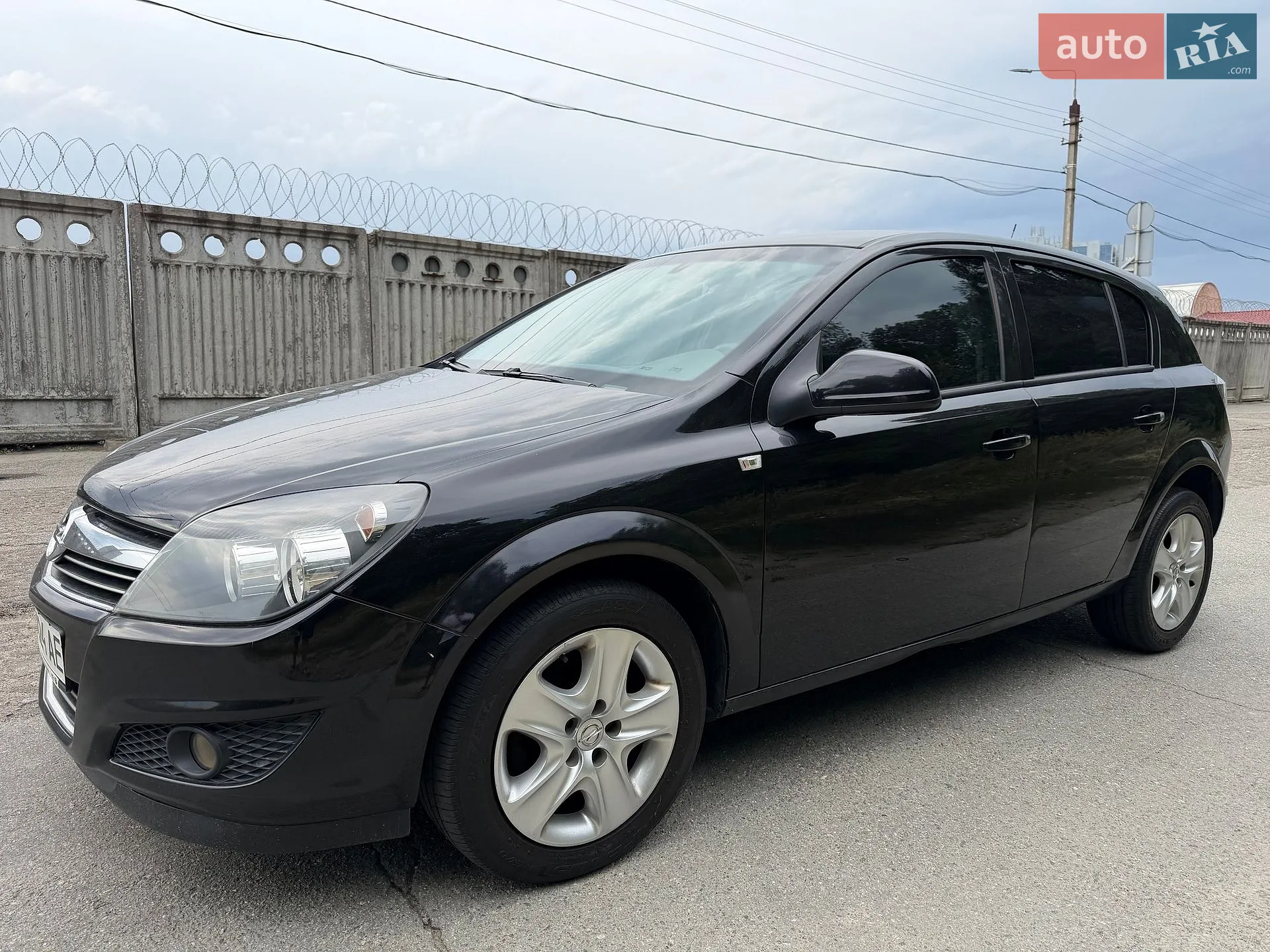 Opel Astra, 2011
