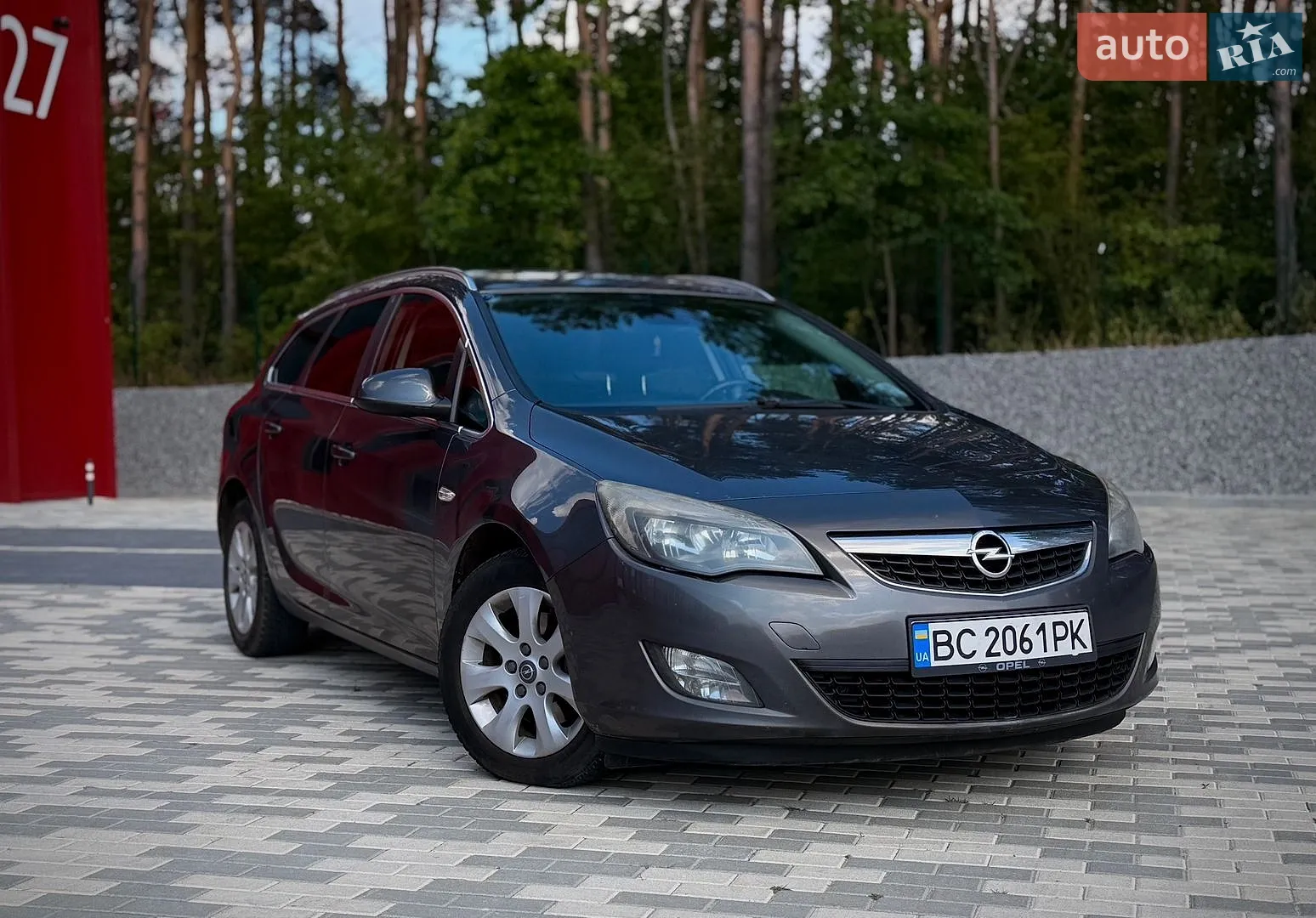 Opel Astra, 2011