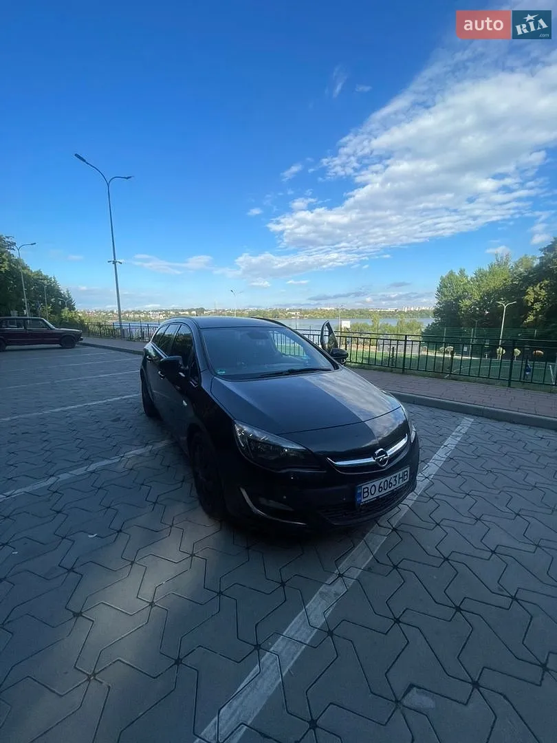 Opel Astra, 2013