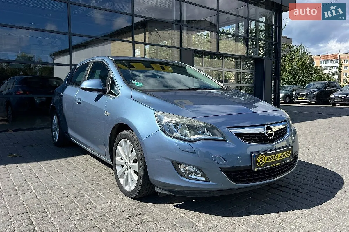 Opel Astra, 2010