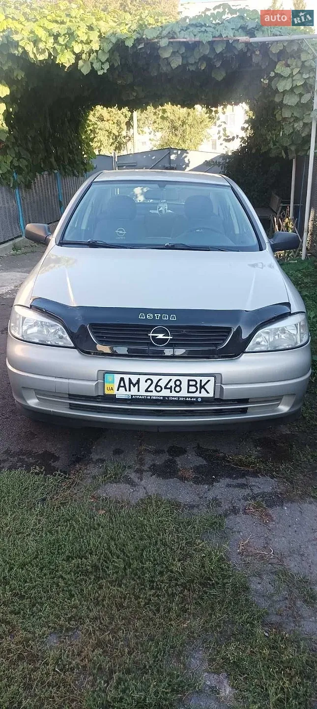 Opel Astra, 2009