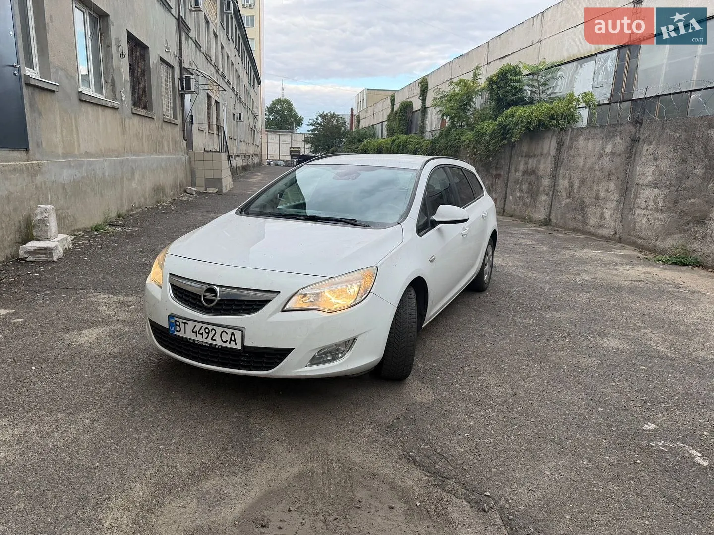 Opel Astra, 2012